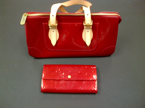 Louis Vuitton bag wallet