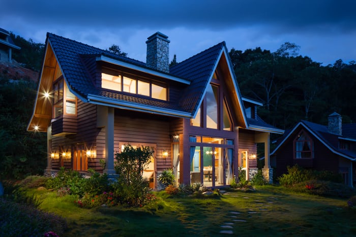 Foreclosures and pre-foreclosures